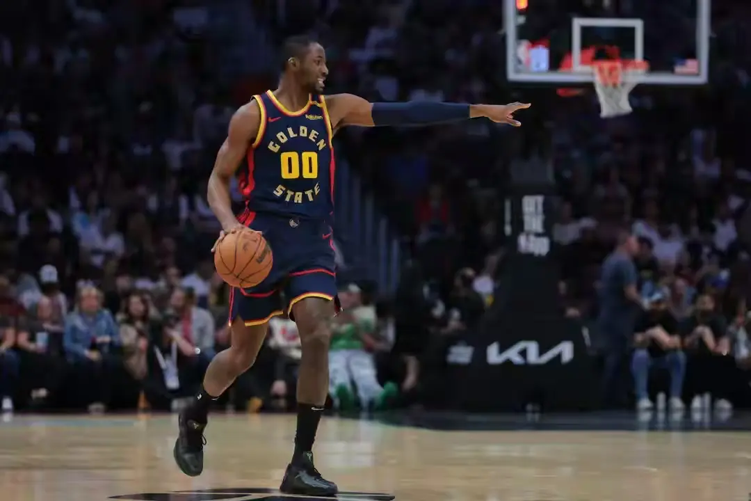 人来说确实, 直拖着勇士, 因为他们都 人来说确实, 直拖着勇士, 因为他们都