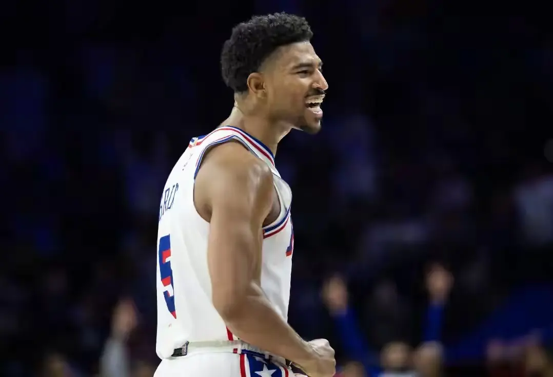 相比之下 相比之下