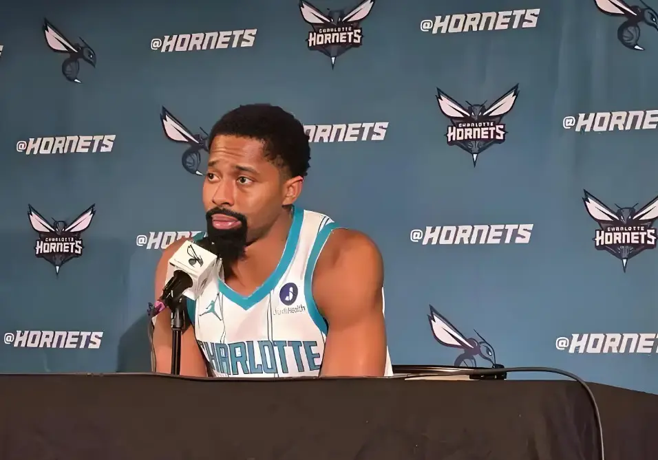 根据名记S 根据名记S